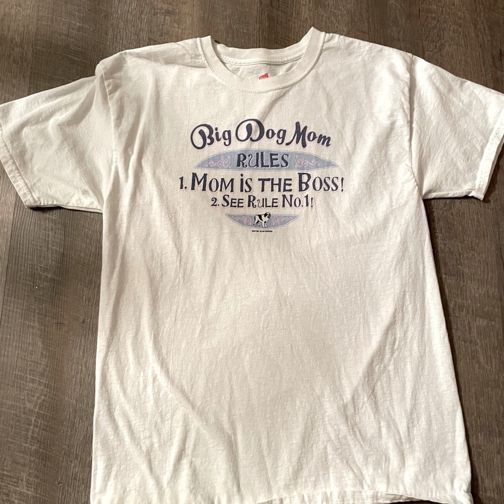 Mom’s rules Big Dogs t-shirt